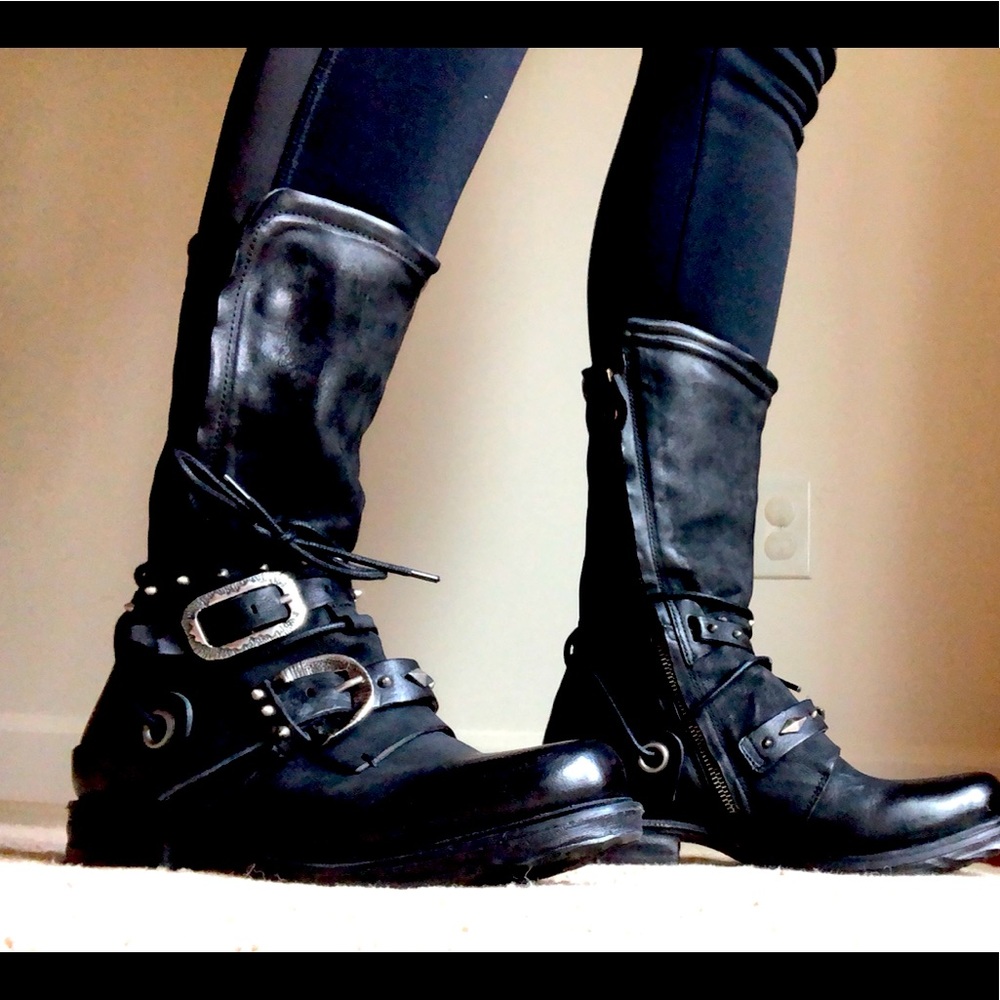 AS 98 Steely Black Boot